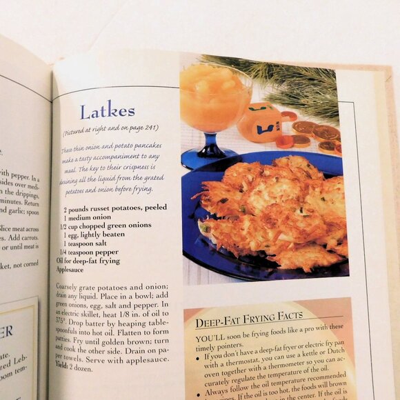Taste of Homes Holiday and Celebrations Cookbook 2001 HB Thanksgiving Christmas - Picture 6 of 8